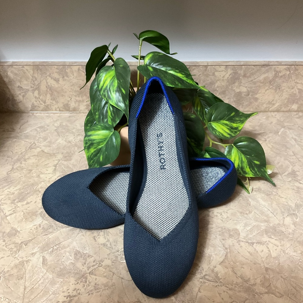 Rothy's Women's Navy Blue Flats